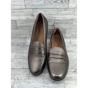 Clarks Unstructured Metallic Pewter Loafers Women's Shoes Size 9.5M